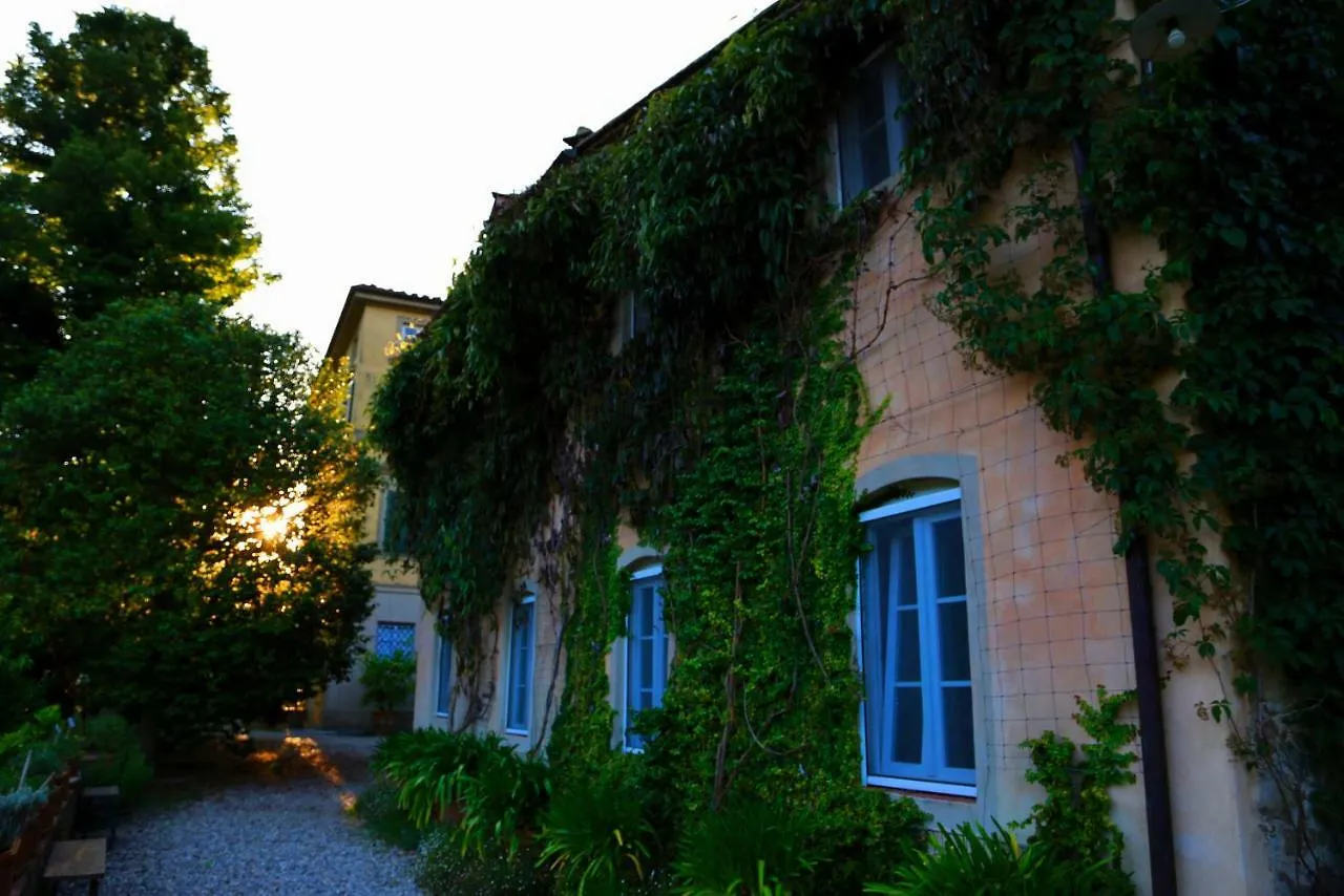 Farm stay Agriturismo Alle Camelie Villa Capannori