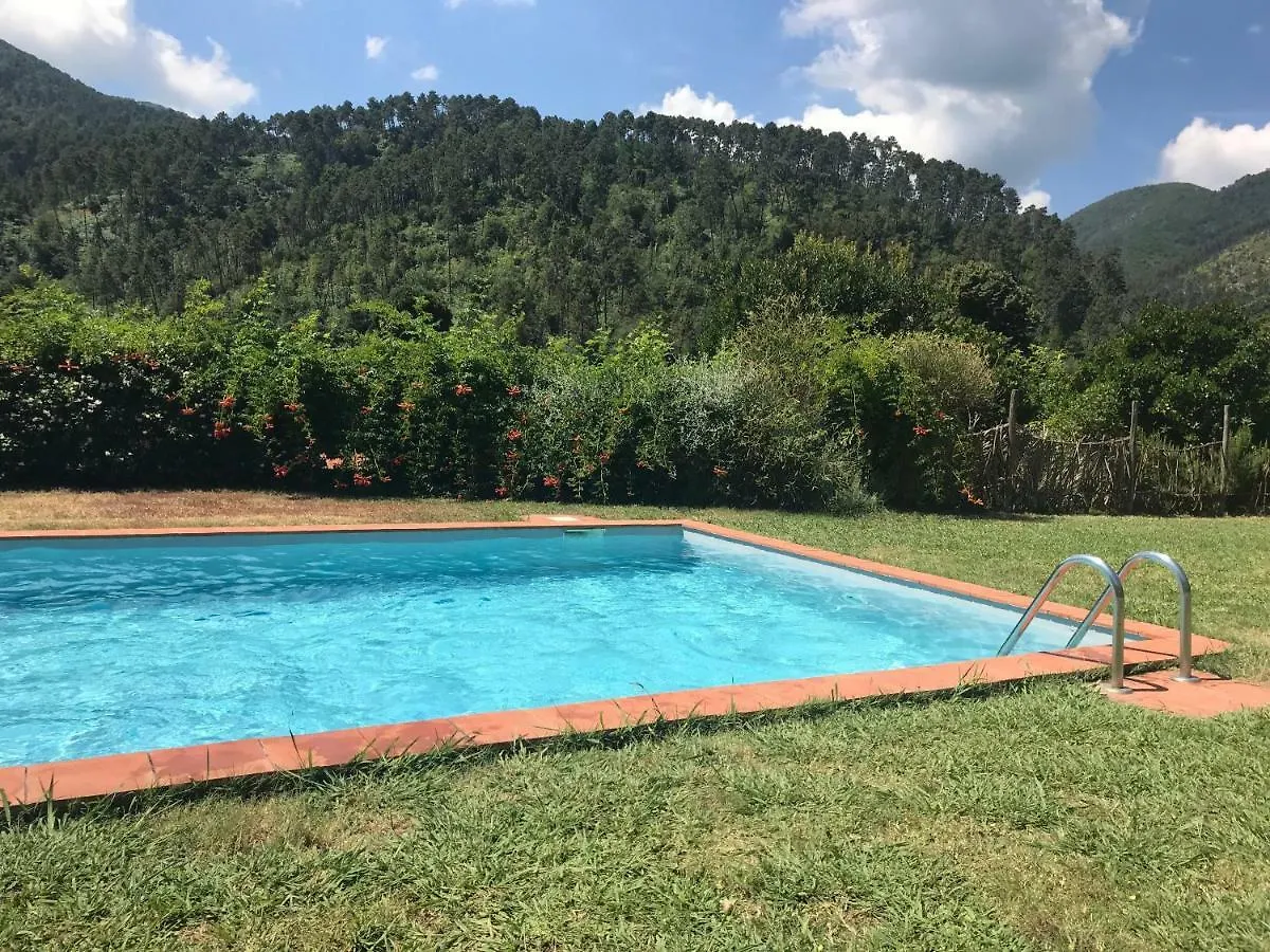 Farm stay Agriturismo Alle Camelie Villa Capannori